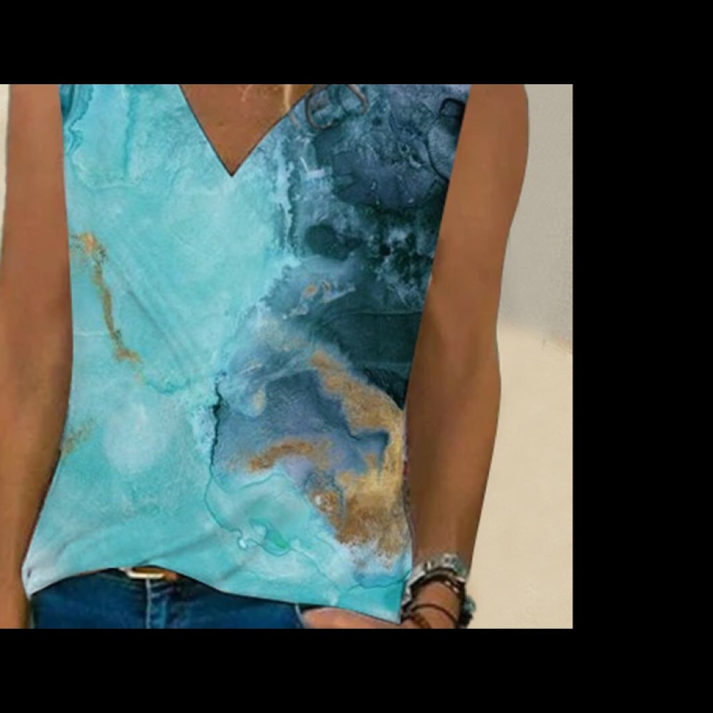 Elaria tank top! Worn once!
